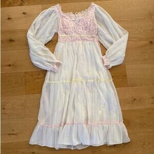 Tag Removed  - Gunne Sax Prairie Dress in White & Pink
